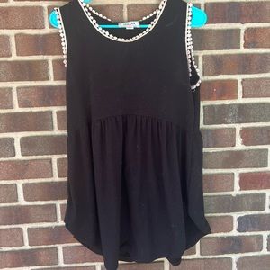 Zenana size small black babydoll top